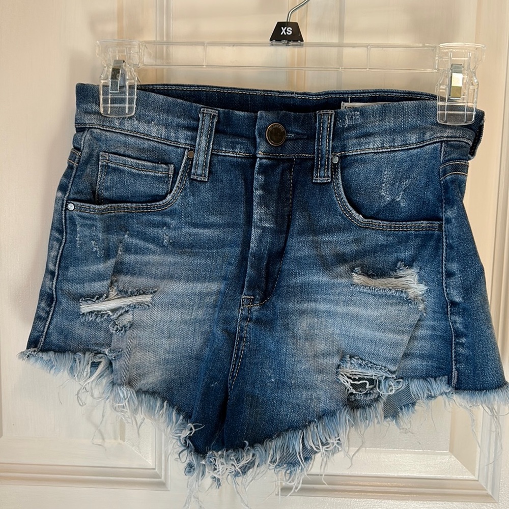 BlankNYC Wedge Jean Short Size24 Waist
